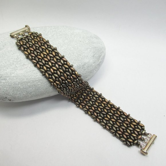 Woven matte metallic bracelet - Picture 12 of 12